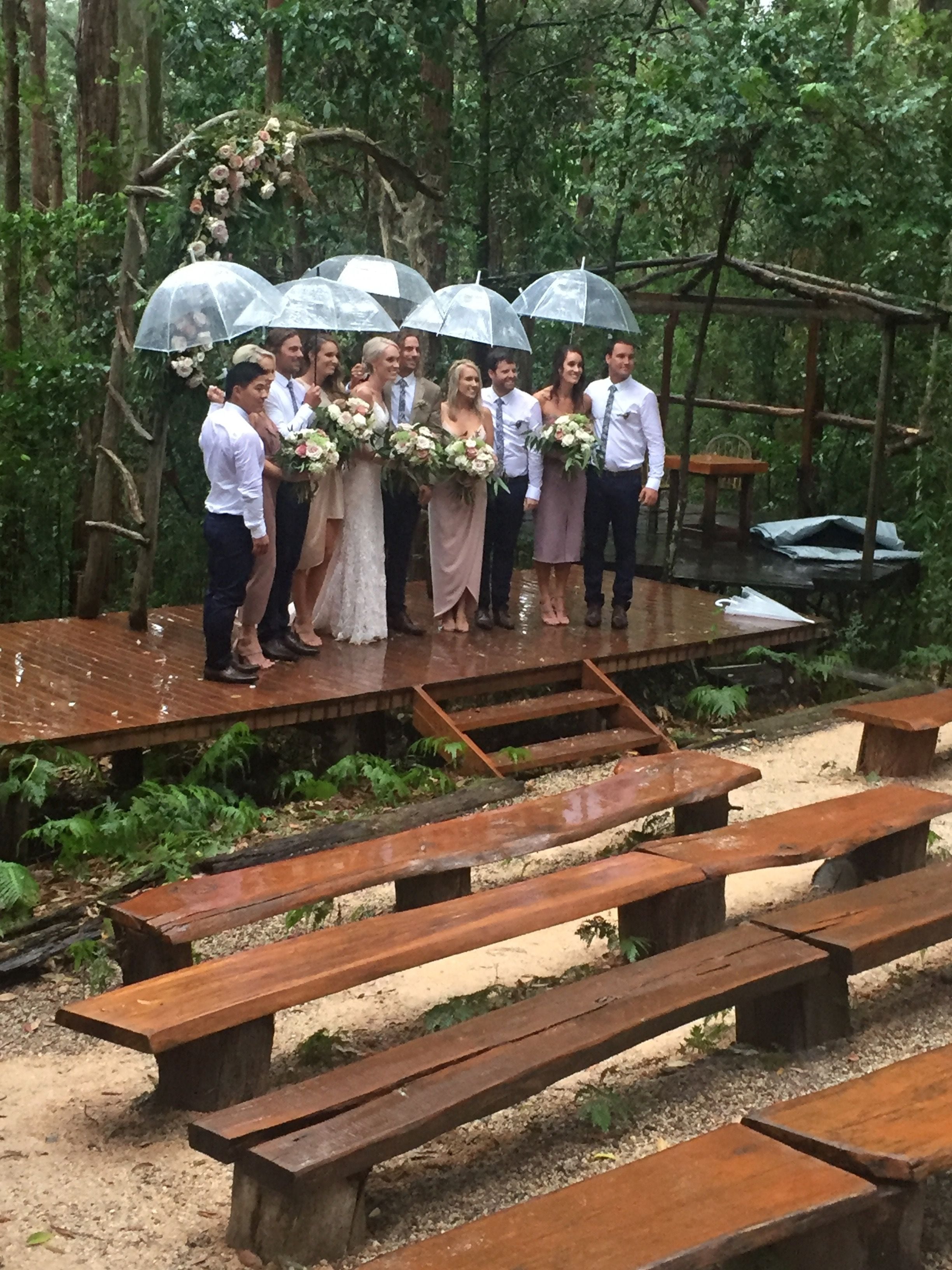 Wedding Transfers & School Formals Image -5a493eaec2cbc